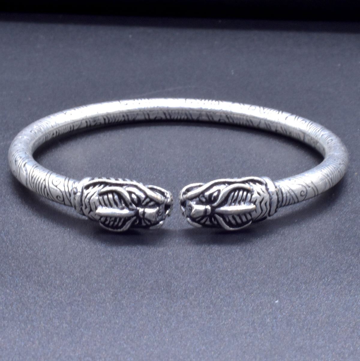 Textured Silver Oxidised Plated Dragon Bangle Bracelet Open Kada BRC-4145