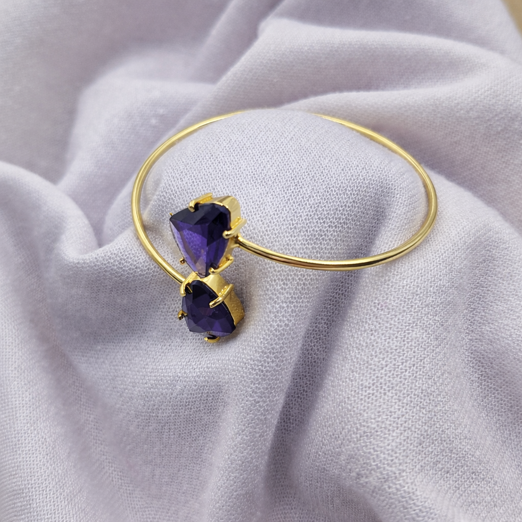 Elegant Gold Open Cuff Bracelet with Dual Heart Shape Design for Women BSW05-GLD