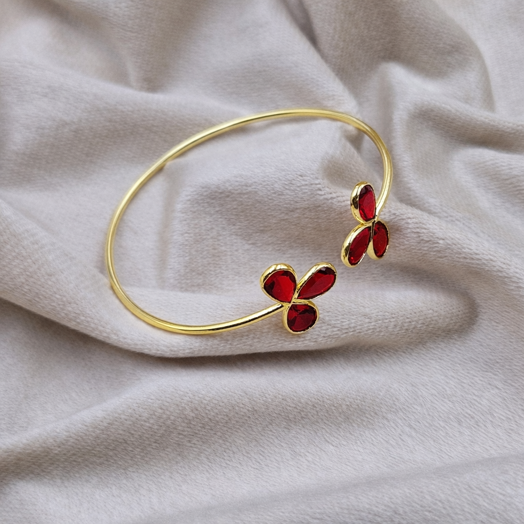 Elegant Gold Open Cuff Bracelet with Floral Petal Design Minimal Bangle BSW06-GLD