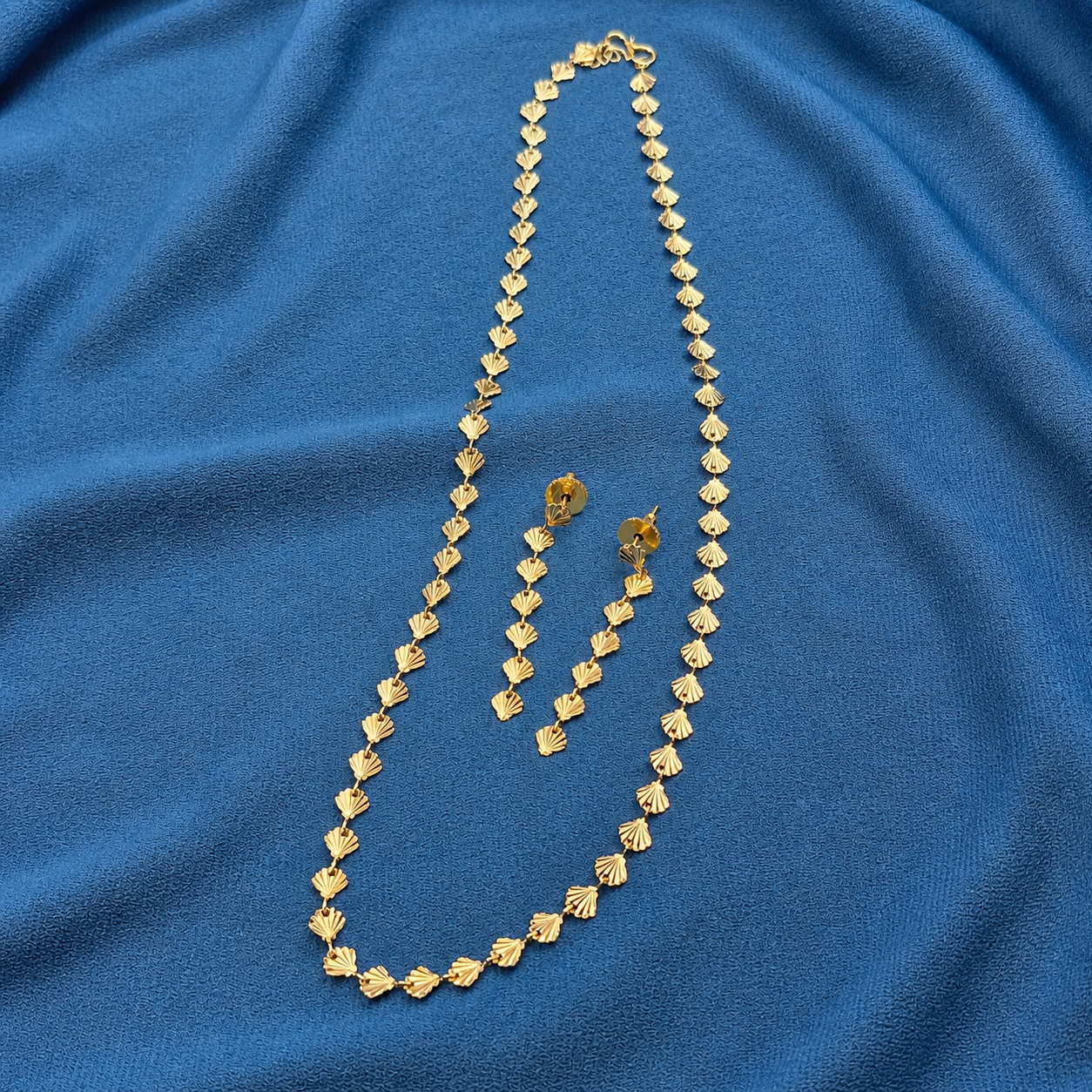 Gold Fan Link Necklace & Drop Earrings Set for Women CHDR02-GLD