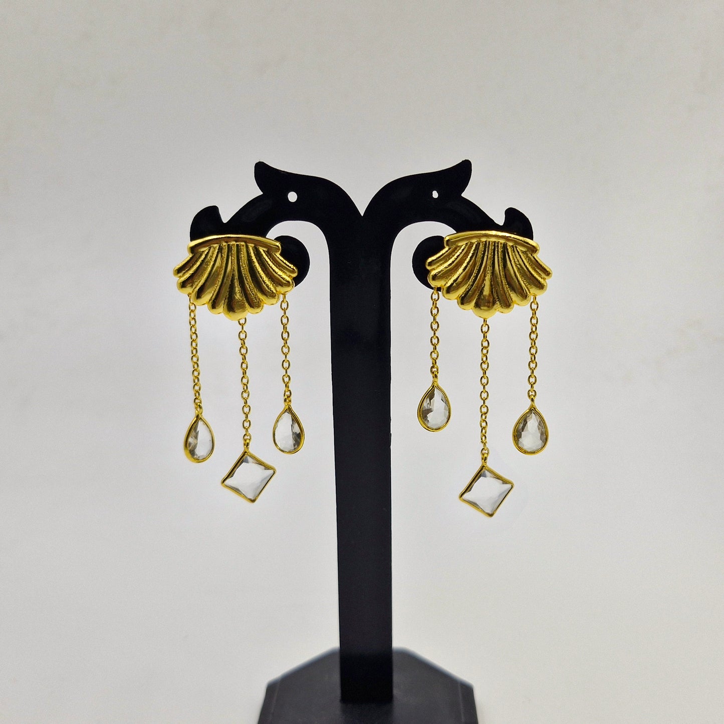 Sea Shell Beach Inspired Earrings Dangling Chain Drops