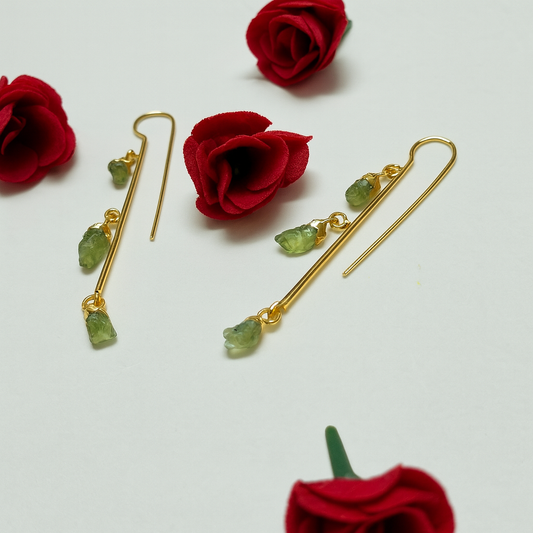 Minimal Linear Gold Plated Earring Raw Peridot