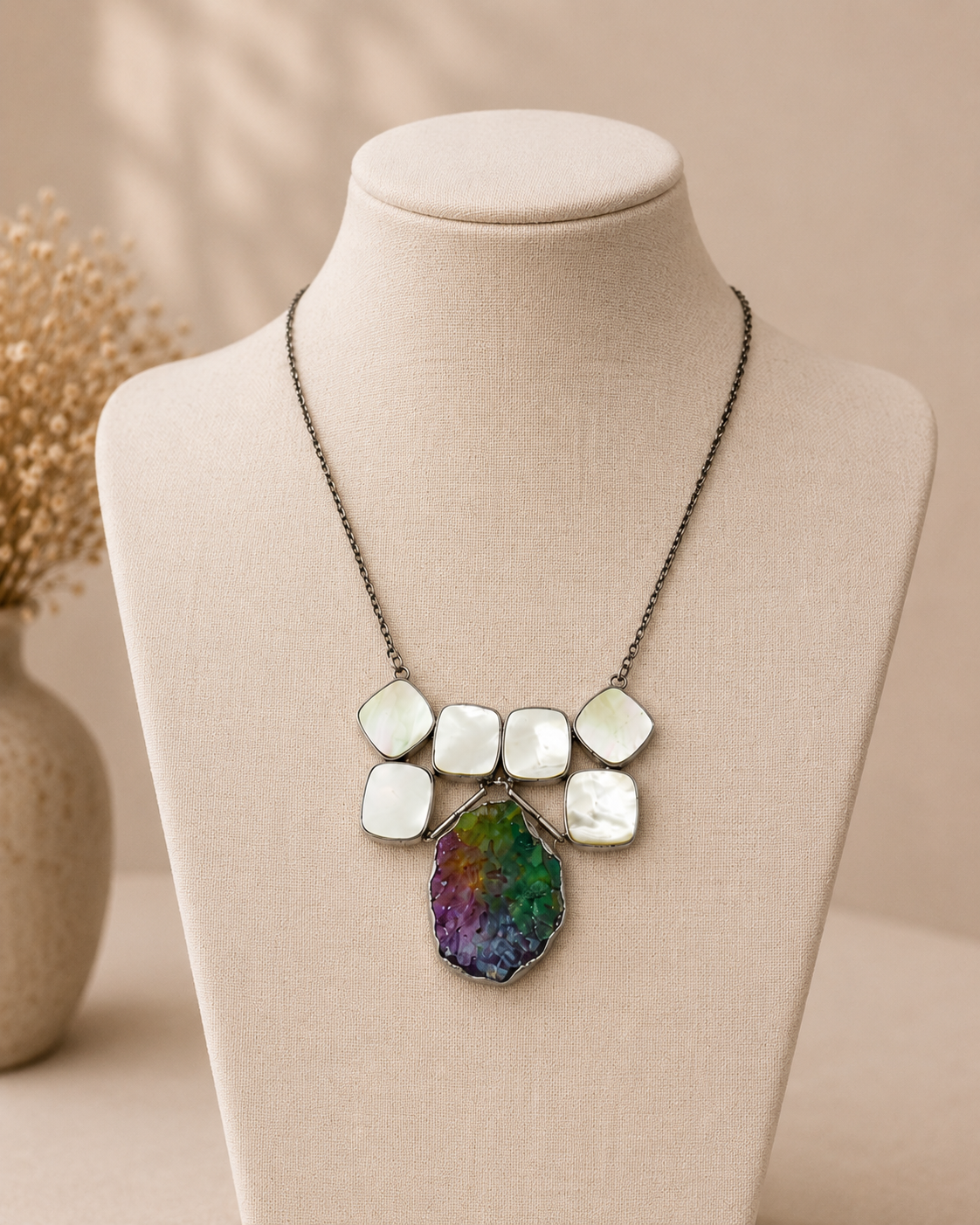 Handmade Silver Plated Mother Of Pearl Statement Necklace Pendant NEC-4794