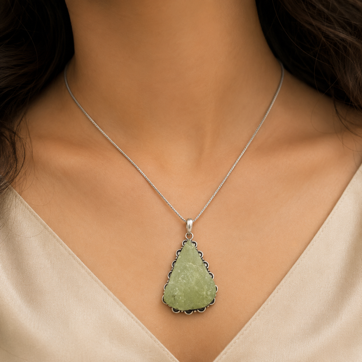 Natural Green Prehnite Pear Pendant Silver Plated Jewelry PEN180-SLV-NPR01