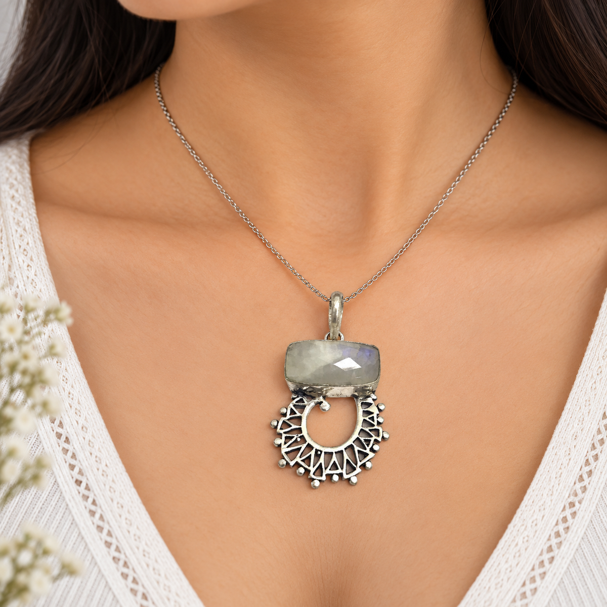 Moonstone Pendant Tribal Circle Charm Antique Silver Tone Jewelry PEN207-SLV-NMS01