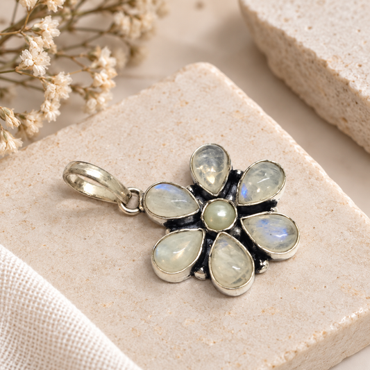 Moonstone Floral Pendant Gemstone Charm Boho Silver Tone Jewelry PEN216-SLV-NMS+NPRL07
