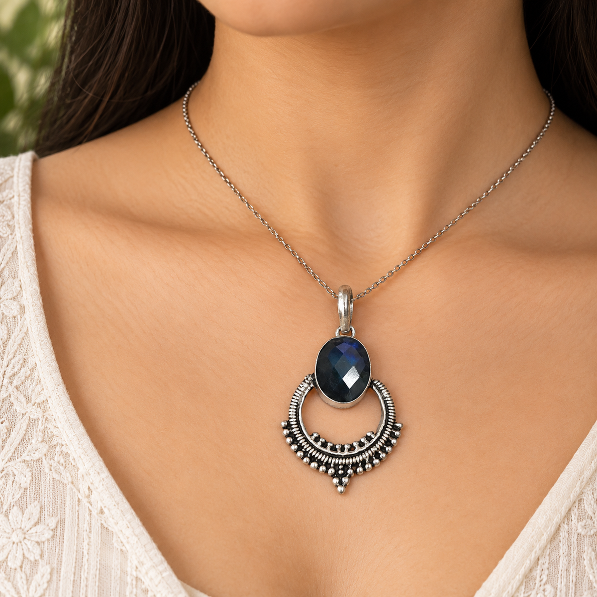 Labradorite Gemstone Silver Pendant Oxidized Statement Necklace PEN221-SLV-NLBD01