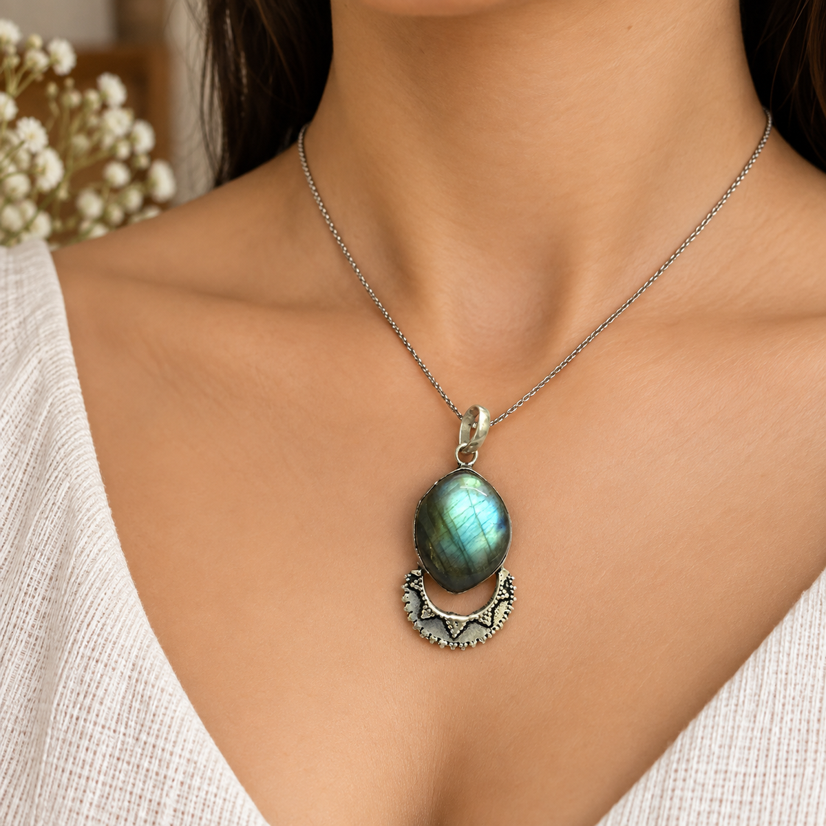Labradorite Silver Pendant Modern Boho Statement Jewelry Handmade Gift PEN232-SLV-NLBD01