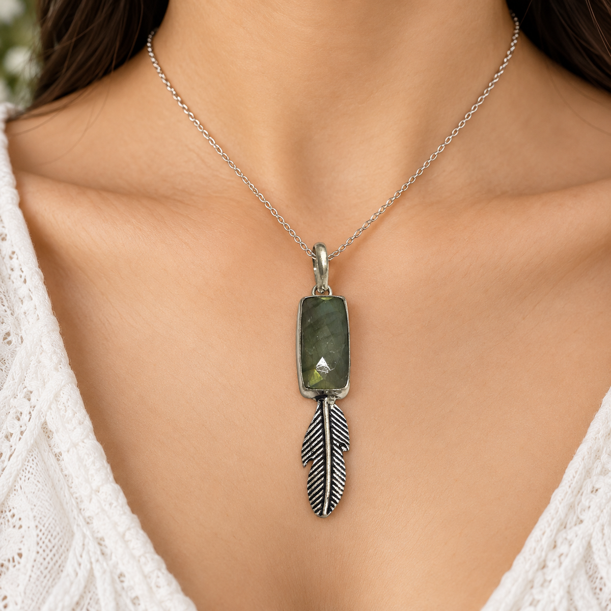 Labradorite Feather Pendant, Green Stone Silver Boho Jewelry PEN297-SLV-NLBD01