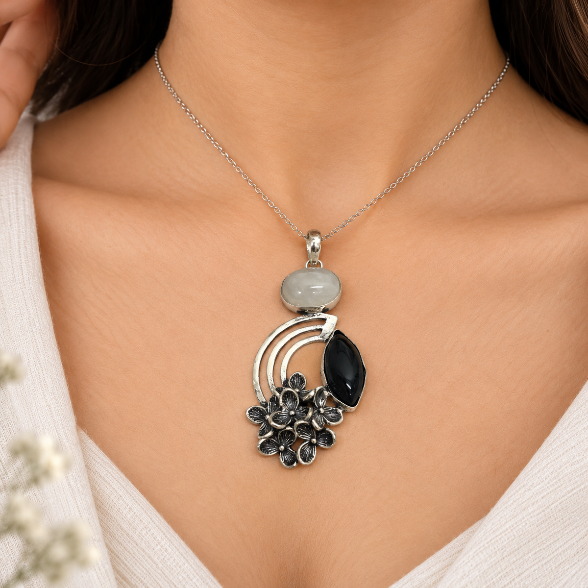 Moonstone Black Onyx Floral Pendant, Silver Tone Boho Jewelry PEN344-SLV-NMS-NBO02