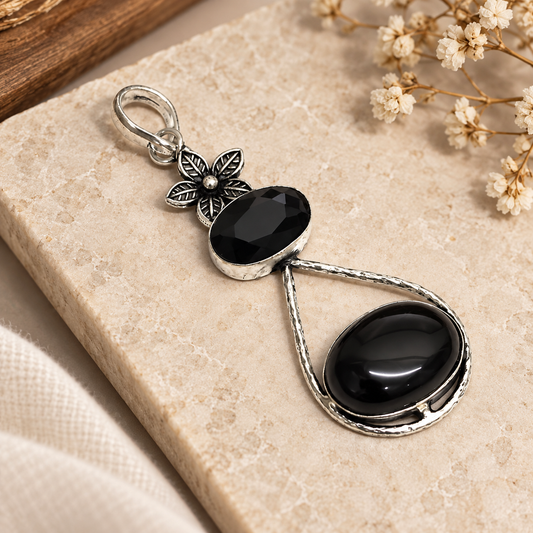 Black Onyx Pendant, Floral Leaf Boho Statement Necklace Charm PEN347-SLV-NBO02