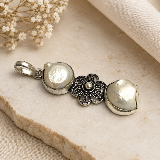 Pearl Flower Pendant, Silver Floral Boho Jewelry PEN416-SLV-NPRL02