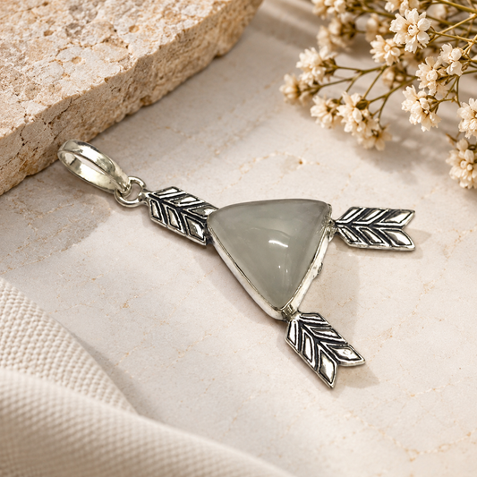 Rose Quartz Arrow Pendant, Silver Tone Boho Jewelry PEN430-SLV-NRQ01