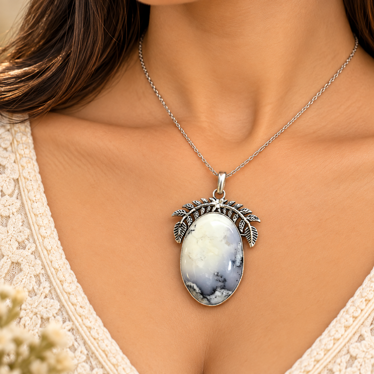 Dendritic Agate Pendant, White Gemstone Leaf Boho Jewelry PEN522-SLV-NDAG01