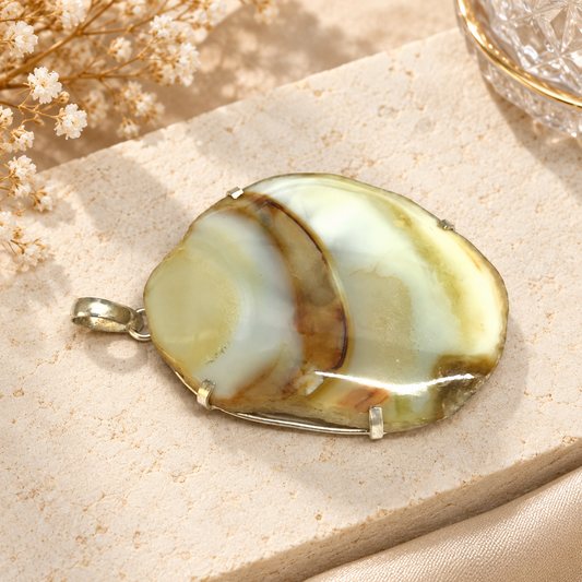 Yellow Agate Pendant, Natural Stone Silver Tone Jewelry PEN682-SLV-NSAG01