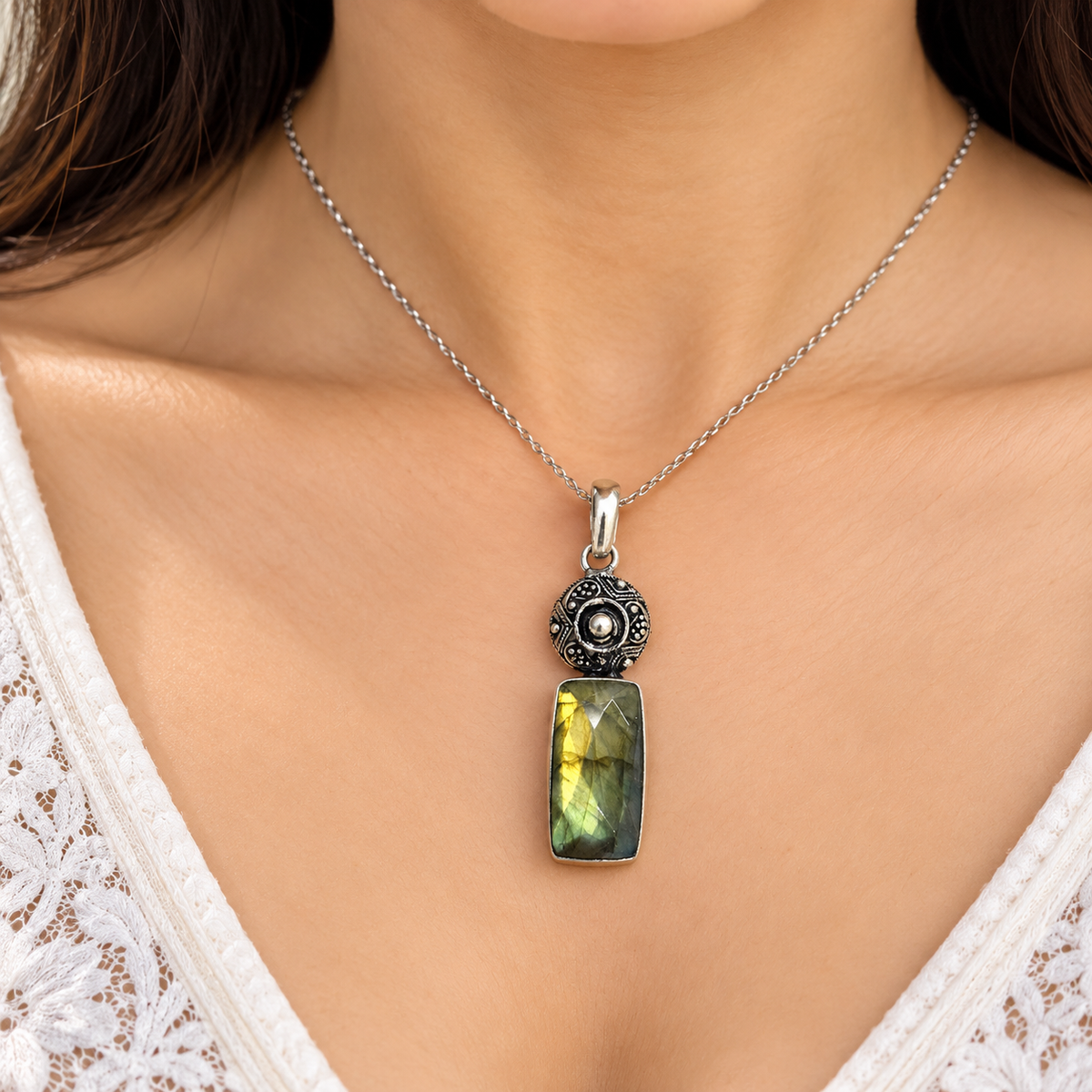 Labradorite Pendant | Antique Silver Tone Gemstone Jewelry PEN797-SLV-NLBD01
