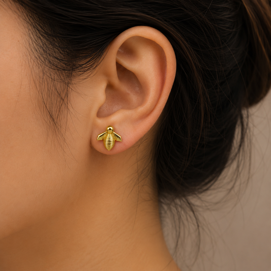 Gold Plated Bee Stud Earrings for Women Cute Minimalist Jewelry ST28-GLD