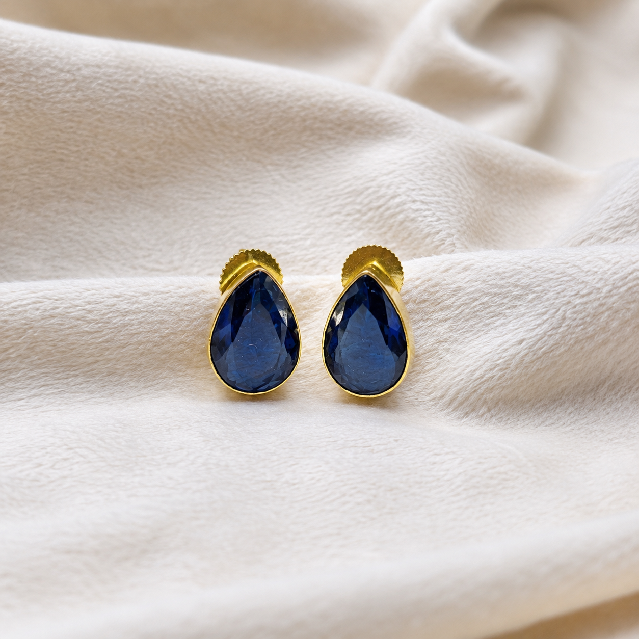 Gold Plated Pear Shape Stud Earrings for Women ST32-GLD