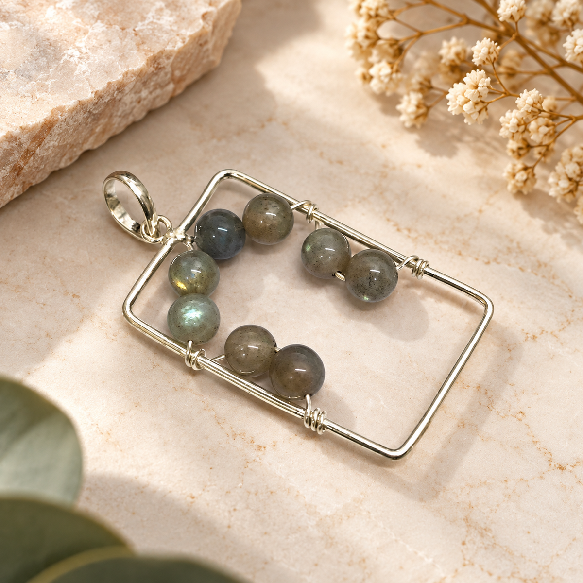 Natural Labradorite Pendant, Blue Flash Gemstone Jewelry BPEN282-SLV-NLBD08