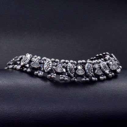 Silver Plated Chain Bracelet 7.5 inch Women Fashion Jewelry Oxidized BRC-4135