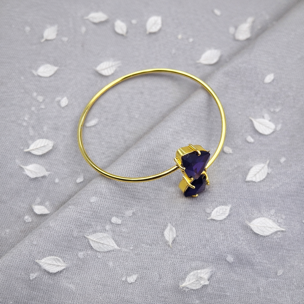 Elegant Gold Open Cuff Bracelet with Dual Heart Shape Design for Women BSW05-GLD