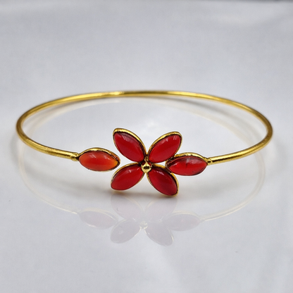 Elegant Gold Open Cuff Bracelet with Floral Center Design Minimal Bangle BSW07-GLD