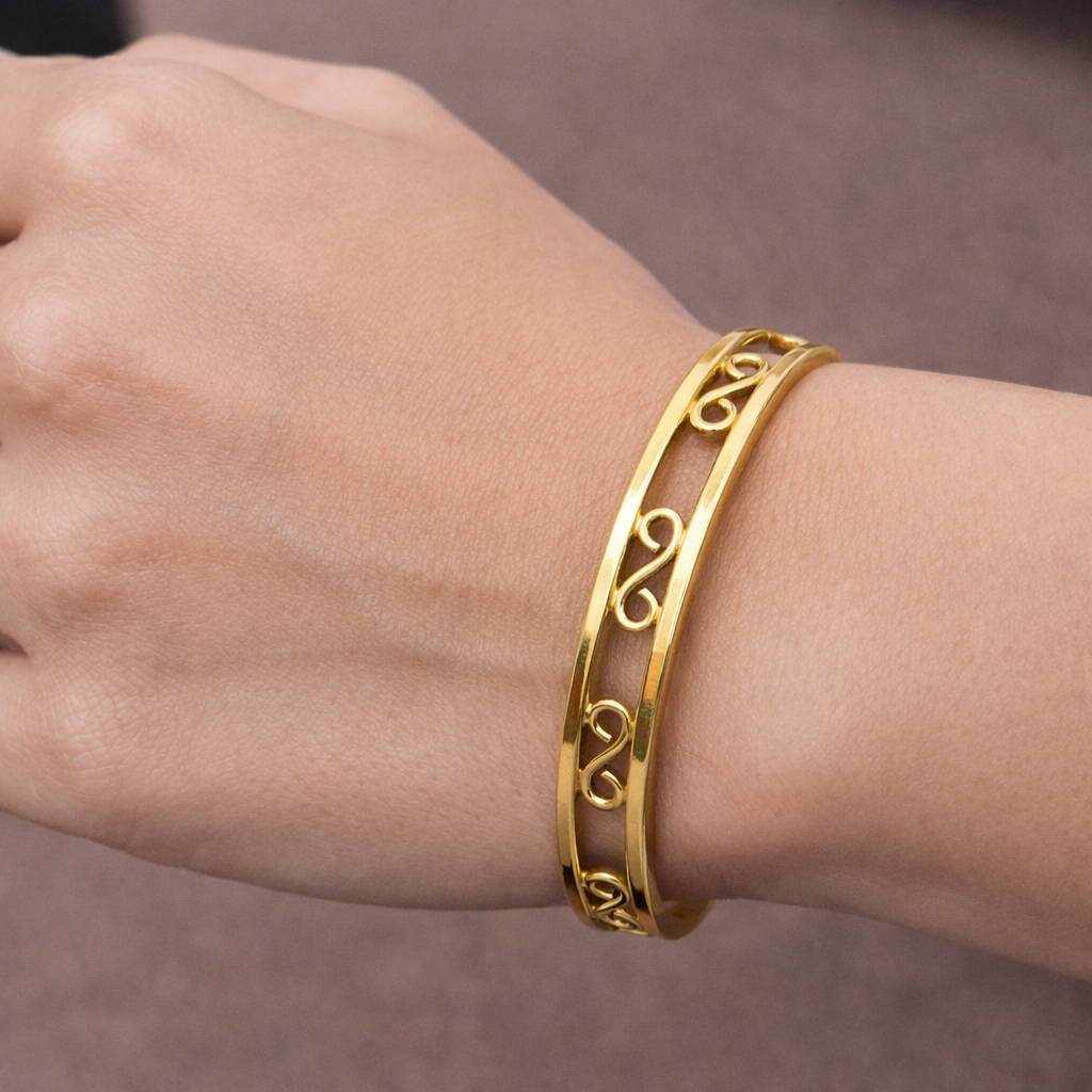 Elegant Open Cuff Bracelet | Minimalist Infinity Scroll Design Bangle CUF10