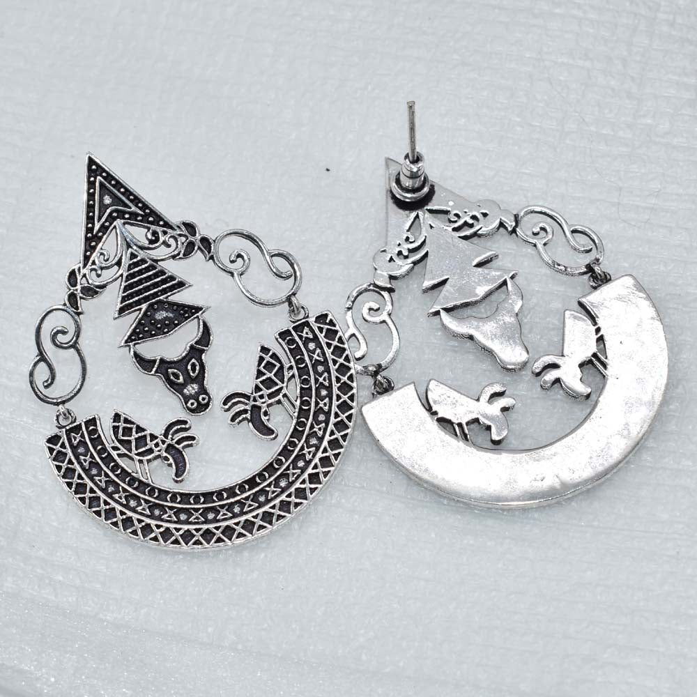 Oxidized Silver Tribal Pendant Boho Statement Jewelry Animal Design EAR-5349