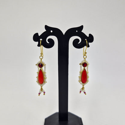 Faceted Gemstone Dangle Earrings WithWhite Seed Bead Surrounding EAR06-GLD