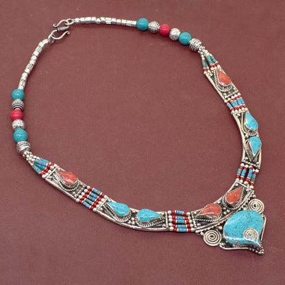 Stunning Green Turquoise Handmade Tibetan Jewelry Gifted Necklace 18" NEC-4289