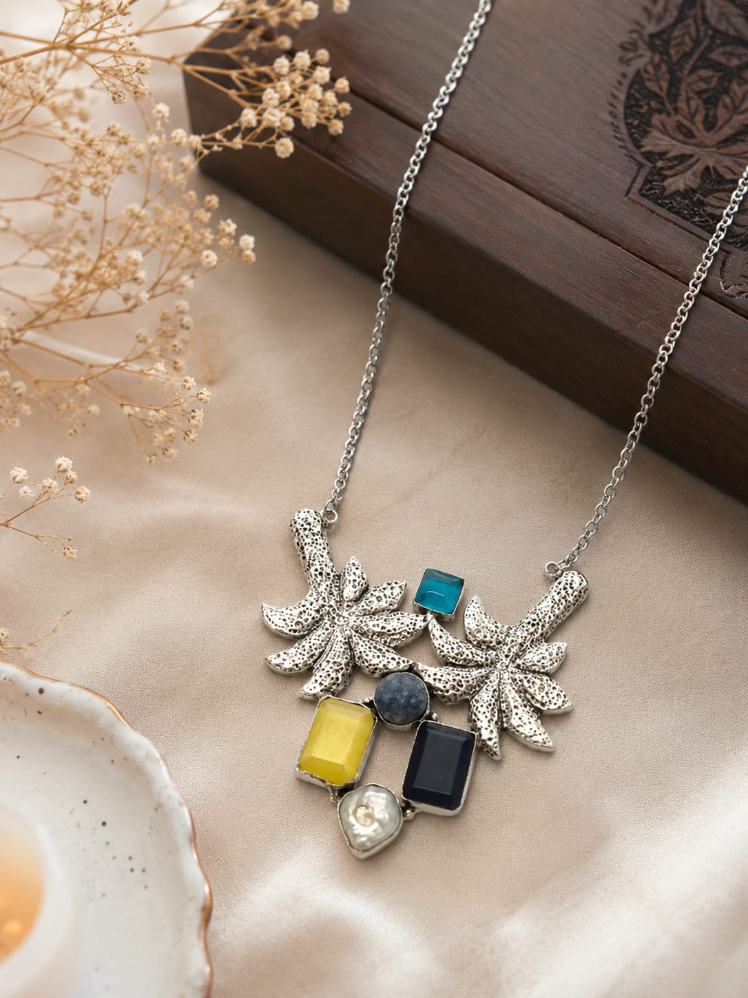 Palm Tree Silver Plated Oxidized Multi Pendant Necklace Gemstone Jewelry NEC-4782