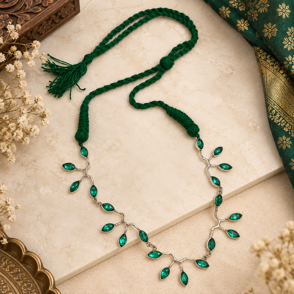 Green Leaf Necklace Boho Vine Pendant Handmade Thread Jewelry NEC06-SLV-LGQ20