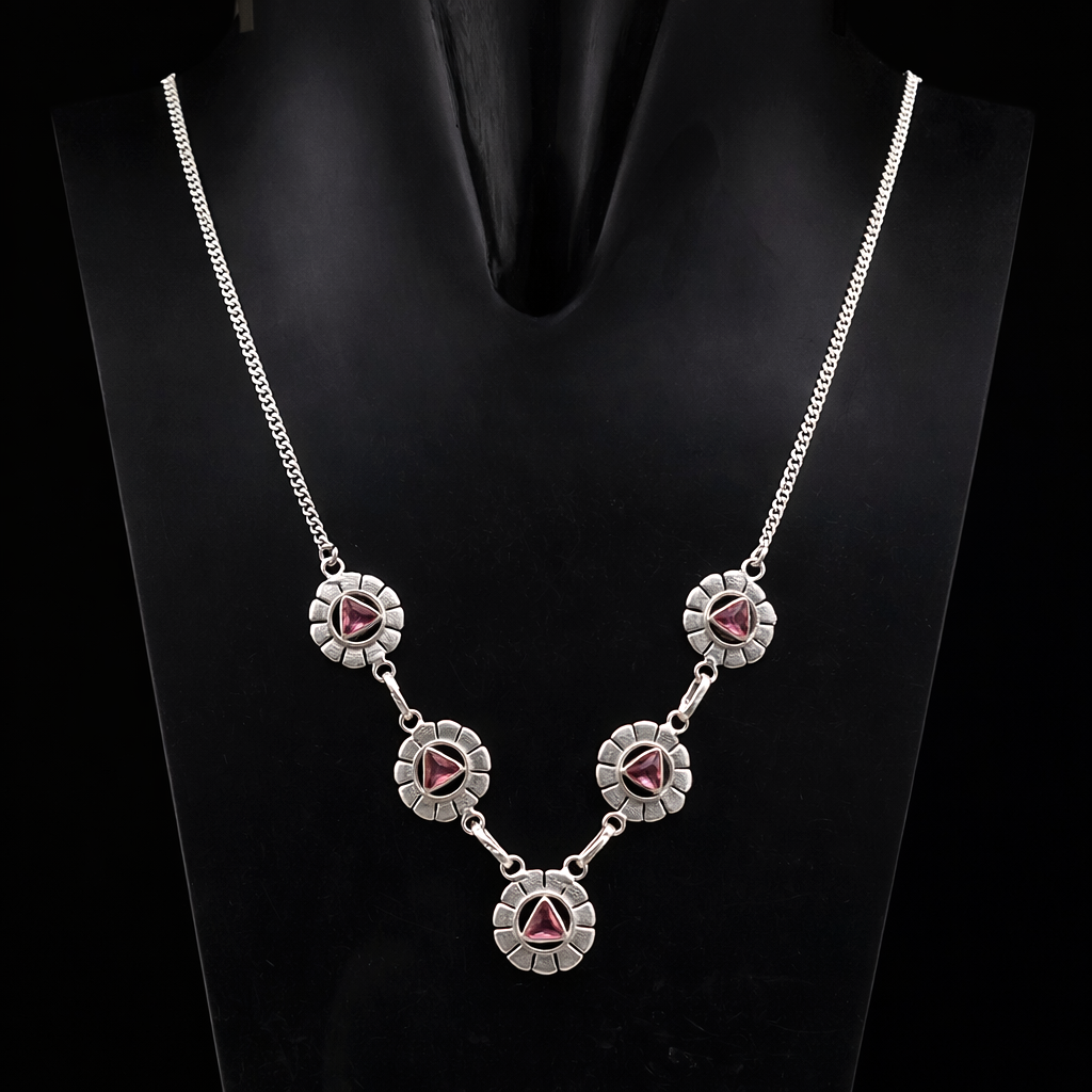 Silver Floral Necklace Set Elegant Minimal Statement Jewelry for Women