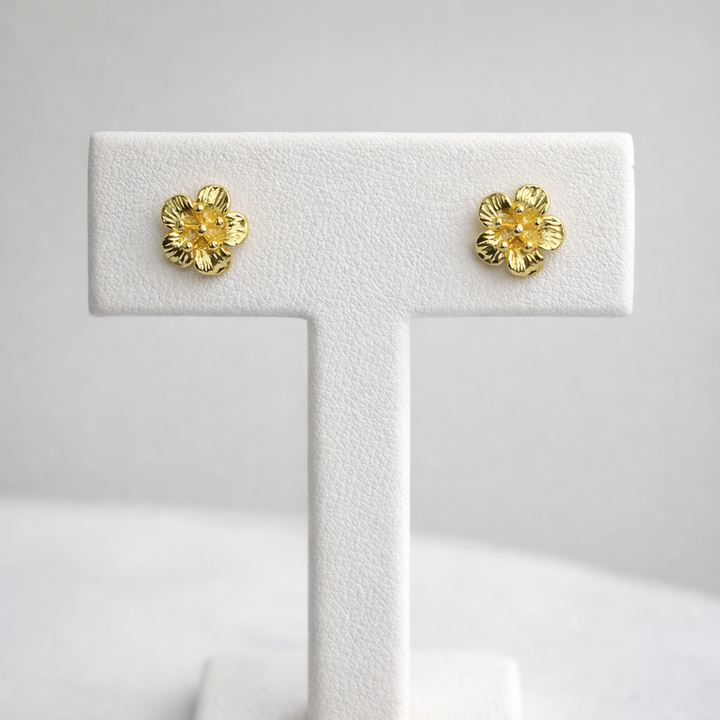 Gold Floral Necklace Set Elegant Minimal Designer Jewelry for Women