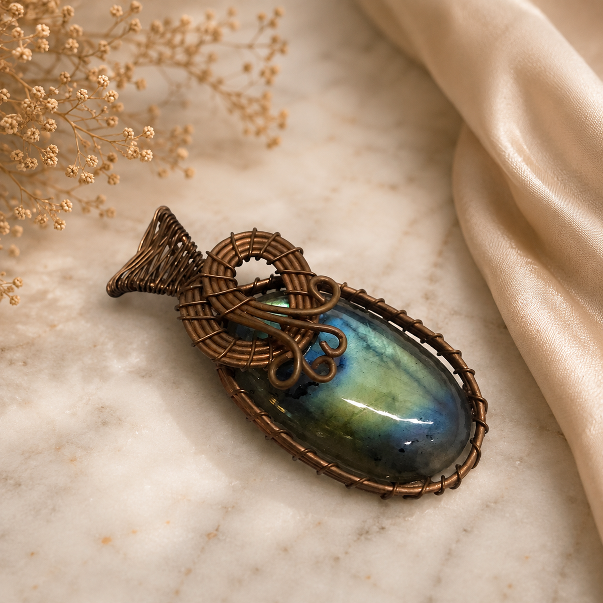 Labradorite Wire Wrapped Pendant, Copper Jewelry, Boho Statement Gift PEN168-CPR-NLBD01