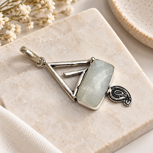 Moonstone Paisley Pendant Ethnic Charm Antique Silver Tone Jewelry PEN212-SLV-NMS01