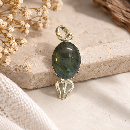 Natural Labradorite Silver Pendant Oval Gemstone Boho Jewelry PEN235-SLV-NLBD01