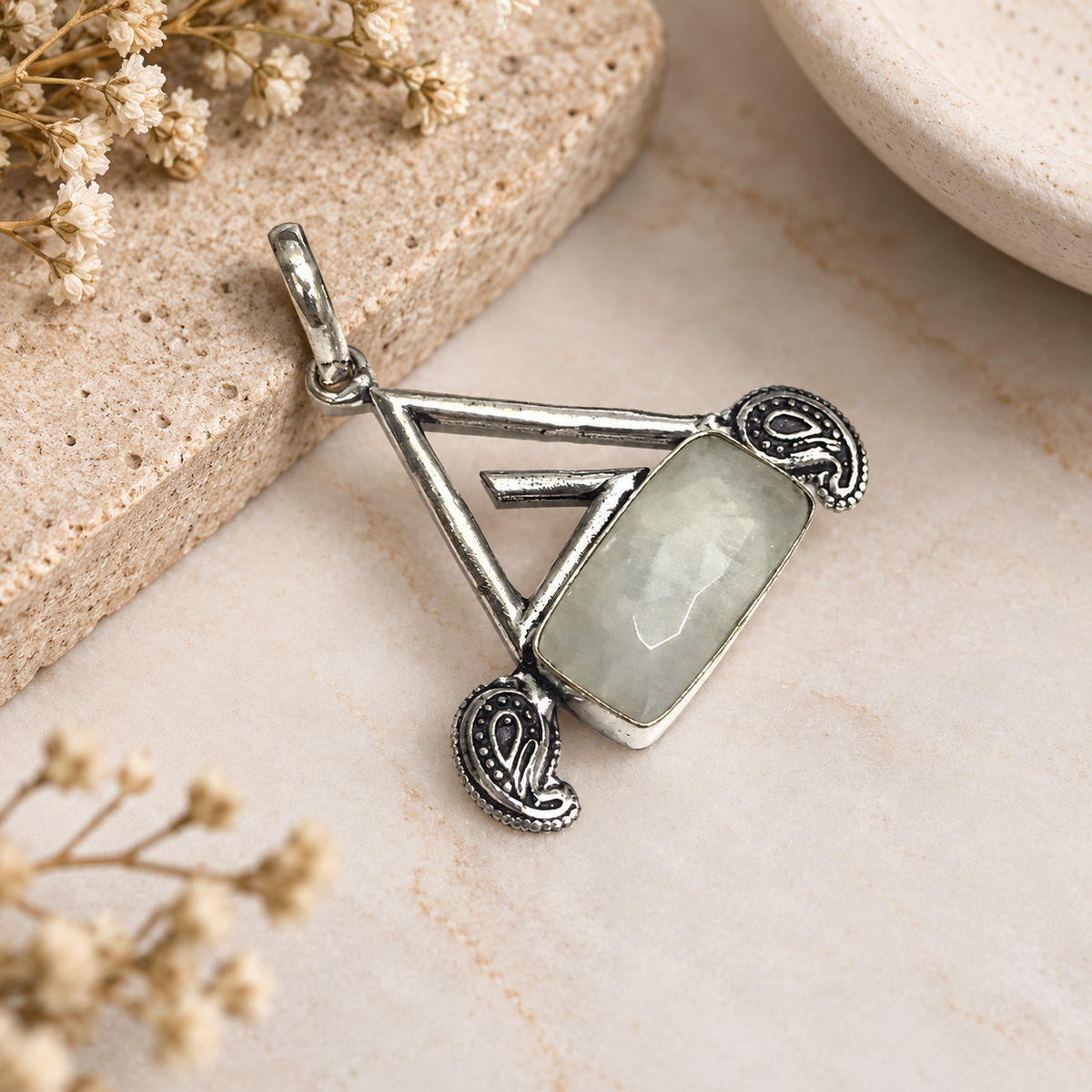 Natural Moonstone Pendant Boho Silver Tribal Gemstone Jewelry PEN242-SLV-NMS01