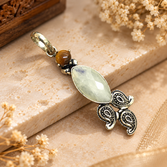 Moonstone Pendant, Natural Gemstone Silver Boho Jewelry PEN243-SLV-NMS-NTE02