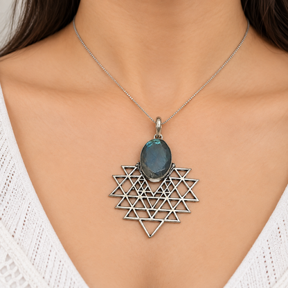 Labradorite Geometric Pendant Sacred Star Silver Tone Jewelry PEN252-SLV-NLBD01