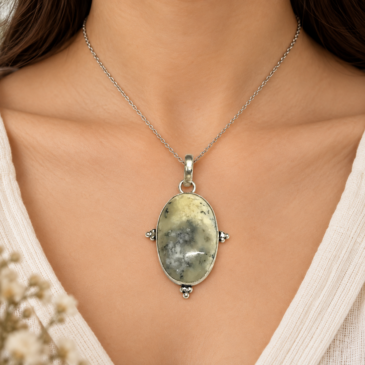 Dendritic Agate Oval Pendant Natural Stone Silver Tone Jewelry PEN258-SLV-NDAG01