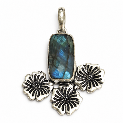 Labradorite Flower Pendant, Blue Flash Silver Boho Jewelry PEN294-SLV-NLBD01