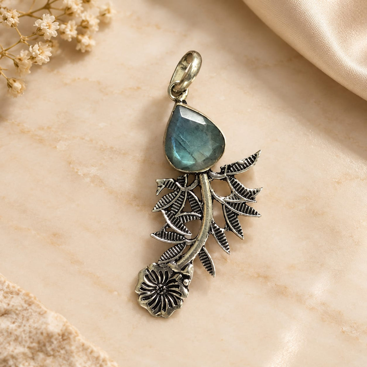 Labradorite Leaf Pendant, Floral Silver Boho Statement Jewelry PEN296-SLV-NLBD01