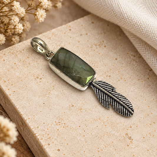 Labradorite Feather Pendant, Green Stone Silver Boho Jewelry PEN297-SLV-NLBD01