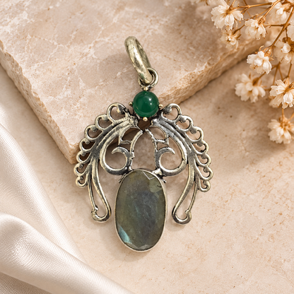 Labradorite Green Onyx Pendant, Silver Peacock Boho Jewelry PEN332-SLV-NLBD-NGO02