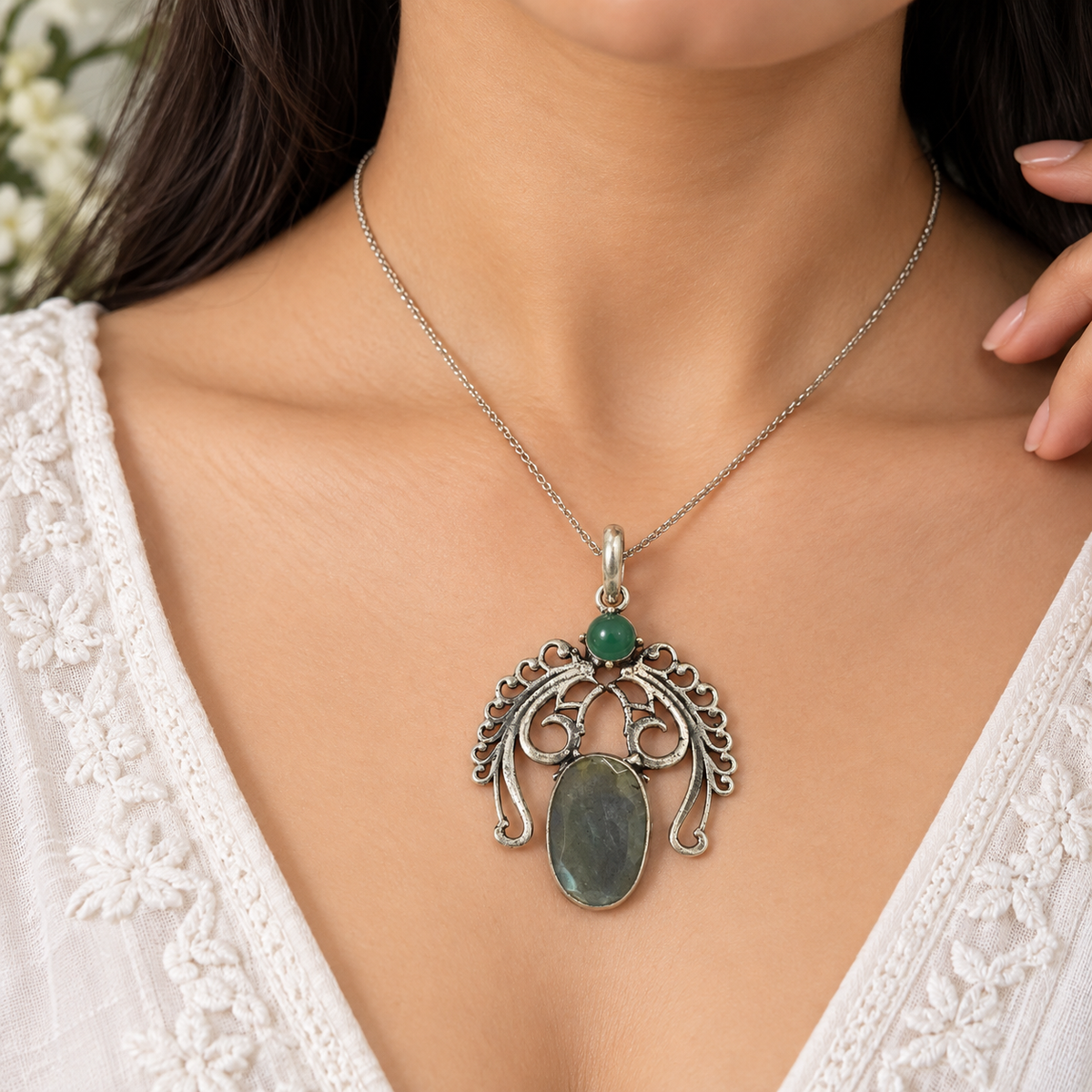 Labradorite Green Onyx Pendant, Silver Peacock Boho Jewelry PEN332-SLV-NLBD-NGO02