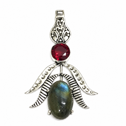 Labradorite Garnet Pendant Silver Leaf Boho Gemstone Jewelry PEN333-SLV-LGR-NLBD02
