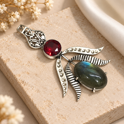 Labradorite Garnet Pendant Silver Leaf Boho Gemstone Jewelry PEN333-SLV-LGR-NLBD02