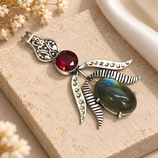 Labradorite Garnet Pendant Silver Leaf Boho Gemstone Jewelry PEN333-SLV-LGR-NLBD02