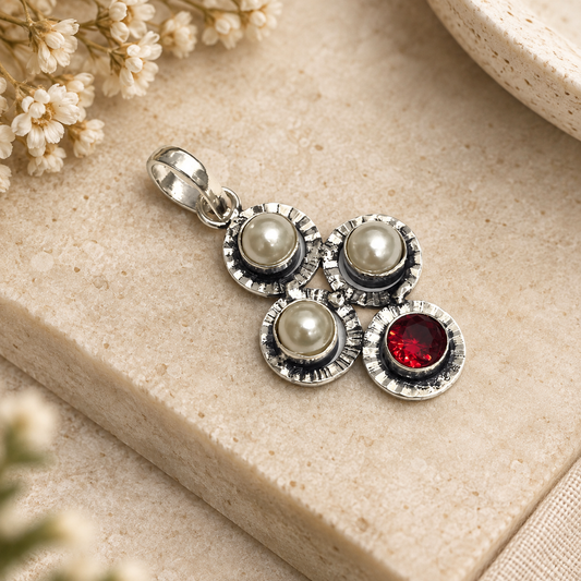 Pearl Garnet Pendant, Silver Tone Boho Statement Jewelry PEN338-SLV-LPRL-LGR04